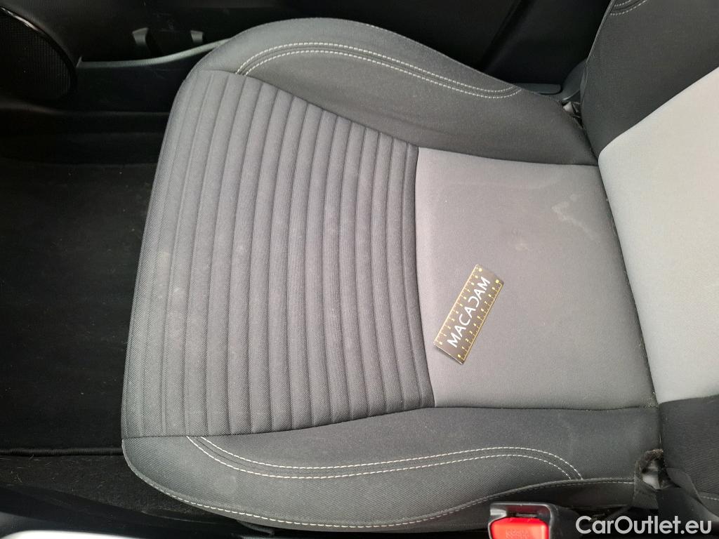  Toyota  Yaris TOYOTA  Hybride 5p Berline 1.5 VVT-I HYBRID France Business #71