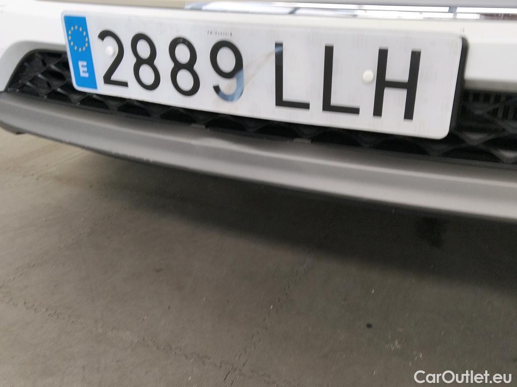  Hyundai  Tucson HYUNDAI  / 2018 / 5P / todoterreno 1.6 CRDI 85kW (116CV) 48V SLE 4X2(SP)(SL) #3