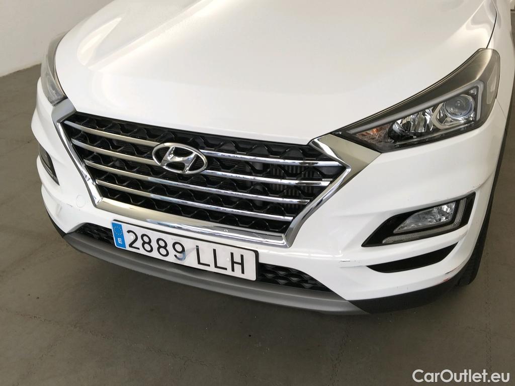  Hyundai  Tucson HYUNDAI  / 2018 / 5P / todoterreno 1.6 CRDI 85kW (116CV) 48V SLE 4X2(SP)(SL) #5
