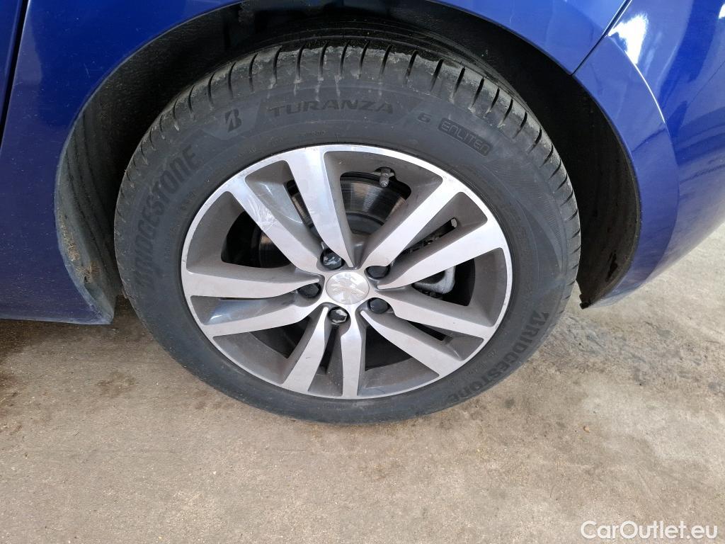  Peugeot  308  Allure 1.2 PureTech 130CV BVA8 E6d #18