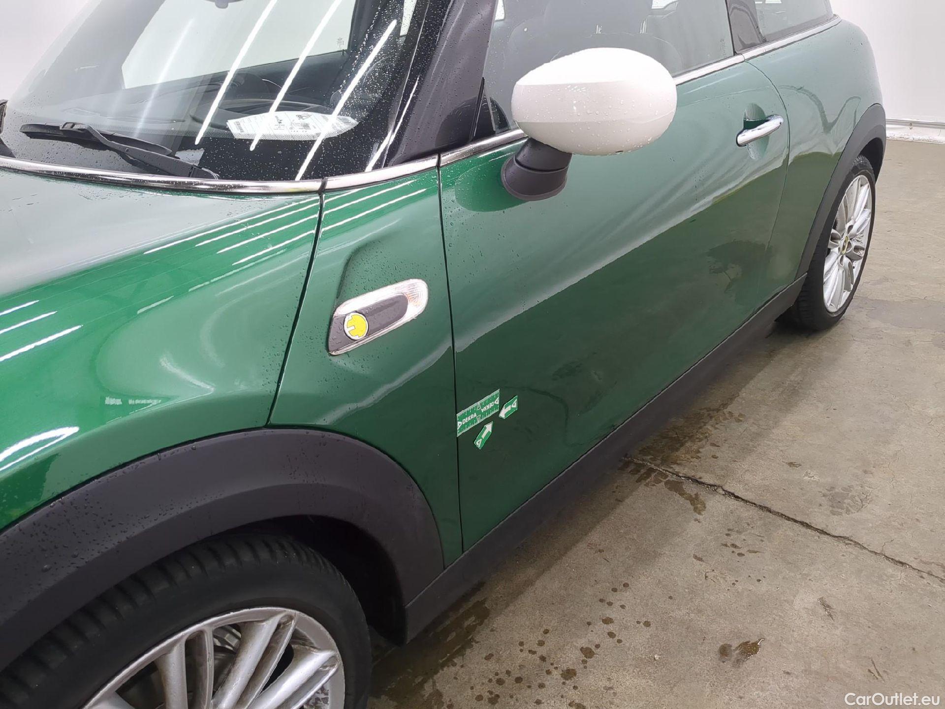  Mini  Mini   / 2014 / 3P / Berline Cooper SE Finition Yours 184 ch BVA #30