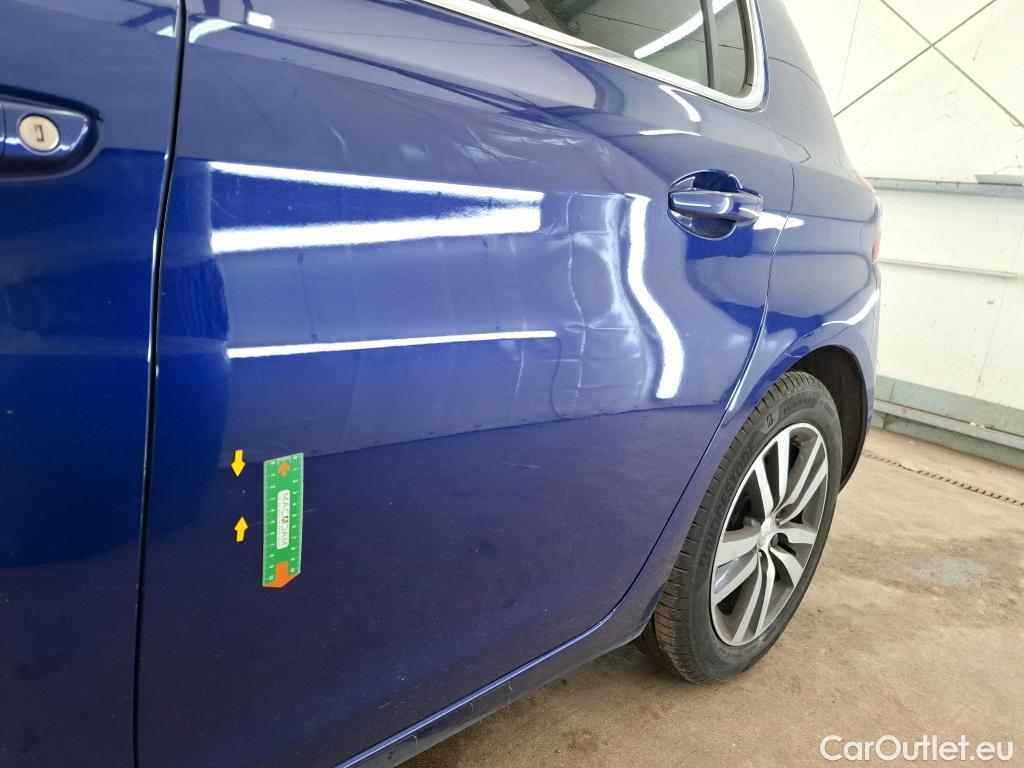  Peugeot  308  Allure 1.2 PureTech 130CV BVA8 E6d #32