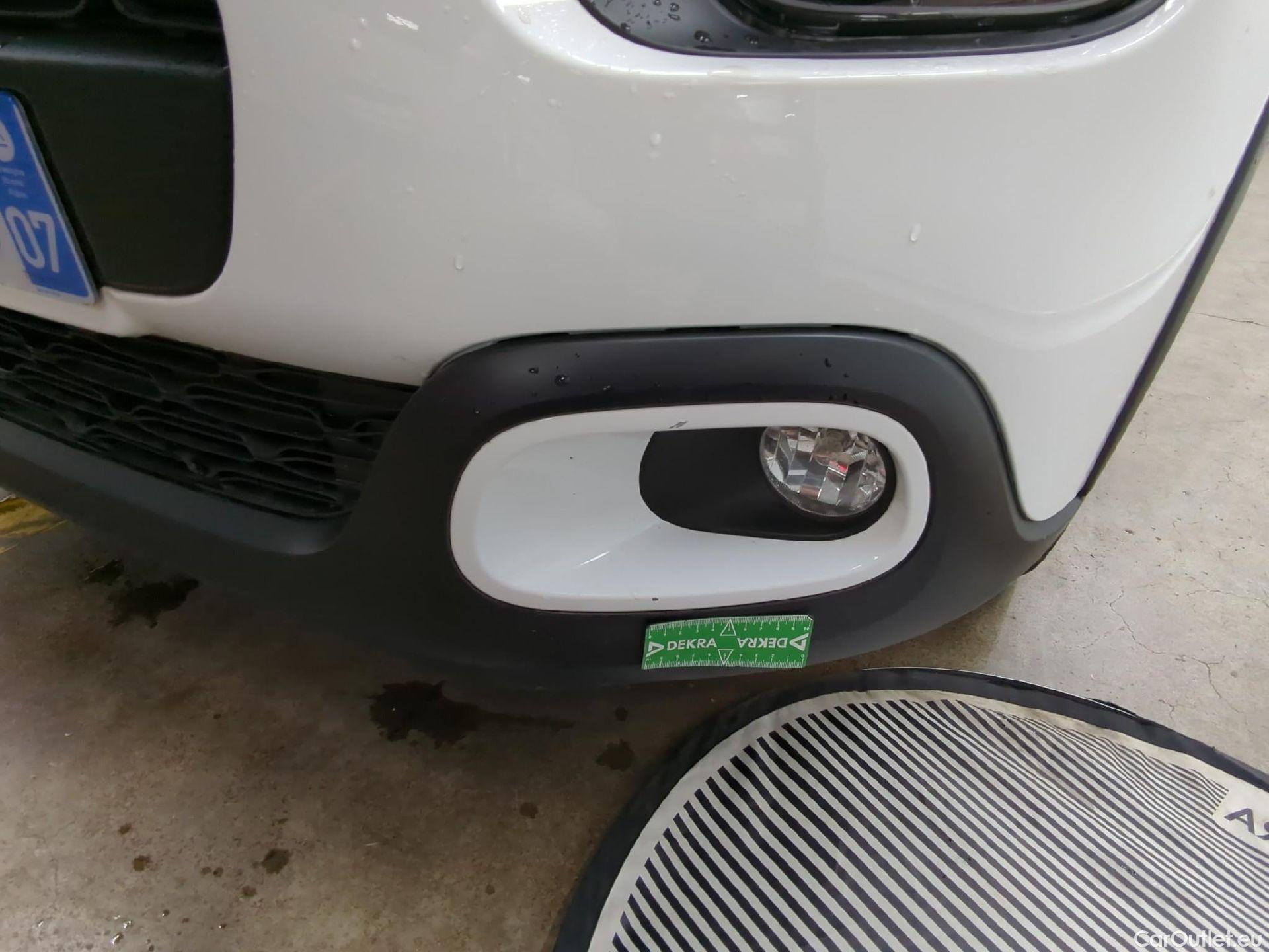  Citroen  C3  Shine 1.2 PureTech 110CV BVM6 E6d #13