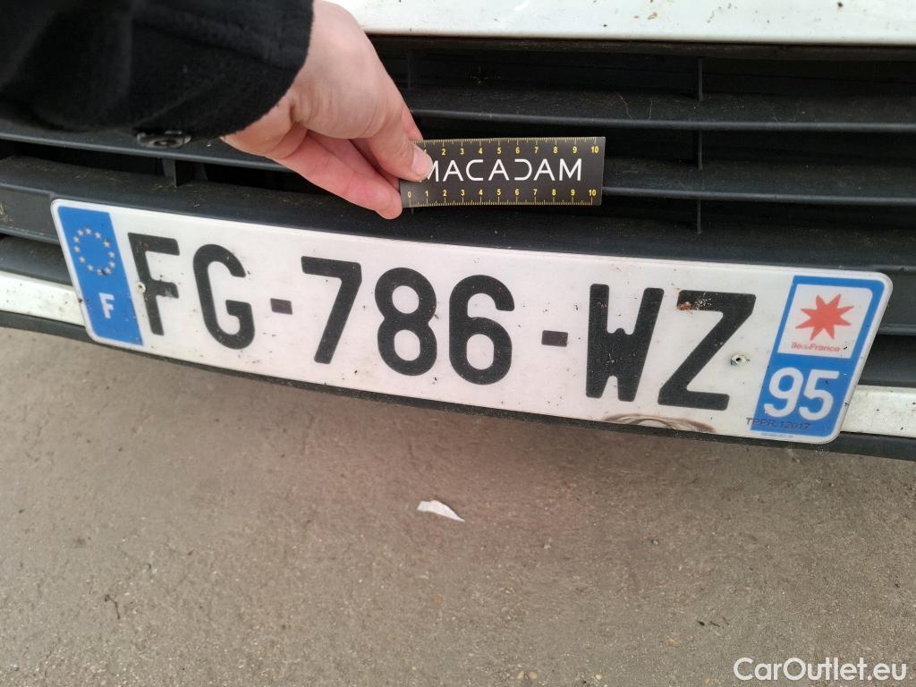  Renault  Clio RENAULT  Société VU 5p Berline Air Medianav dCi 75 #11