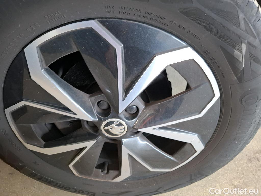  Skoda  KAMIQ  Ambition 1.0 TSI 95CV BVM6 E6dT #34