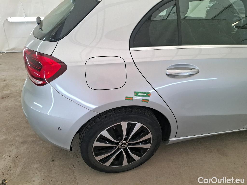  Mercedes  A-Klasse MERCEDES-BENZ Classe A Compact / 2018 / 5P / Berline A 250 e Business Line 8G-DCT #24