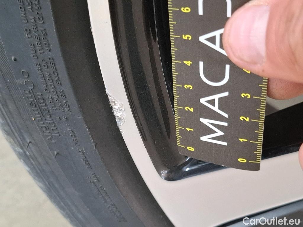  Peugeot  208  GT Line 1.2 PureTech 100CV BVM6 E6d #48