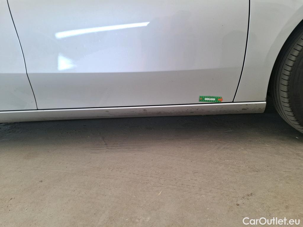 Mercedes  A-Klasse MERCEDES-BENZ Classe A Compact / 2018 / 5P / Berline A 250 e Business Line 8G-DCT #22