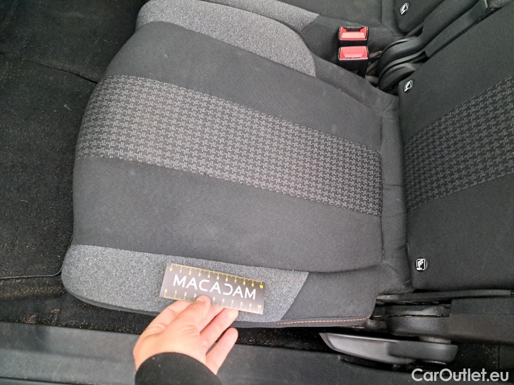  Peugeot  5008  Active Pack 1.2 PureTech 130CV BVM6 7 Sieges E6d #15