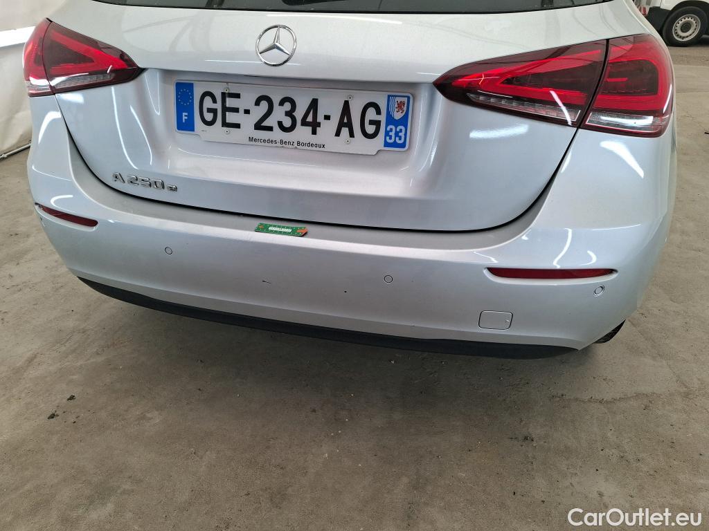  Mercedes  A-Klasse MERCEDES-BENZ Classe A Compact / 2018 / 5P / Berline A 250 e Business Line 8G-DCT #28