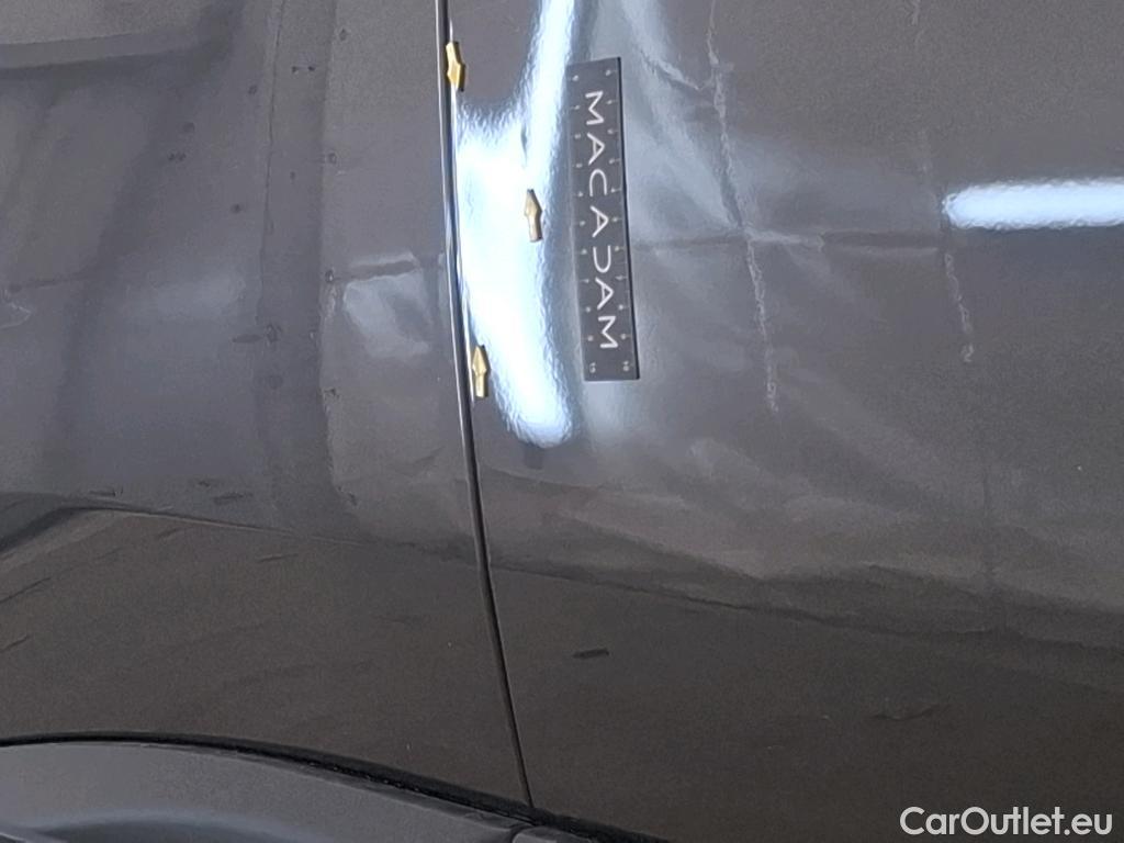  Peugeot  3008  Active Pack 1.2 PureTech 130CV BVM6 E6d #8