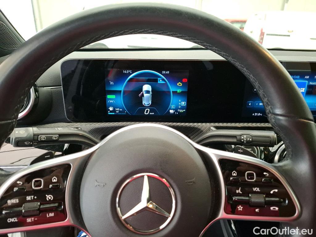  Mercedes  A-Klasse MERCEDES-BENZ Classe A Compact / 2018 / 5P / Berline A 250 e Business Line 8G-DCT #17