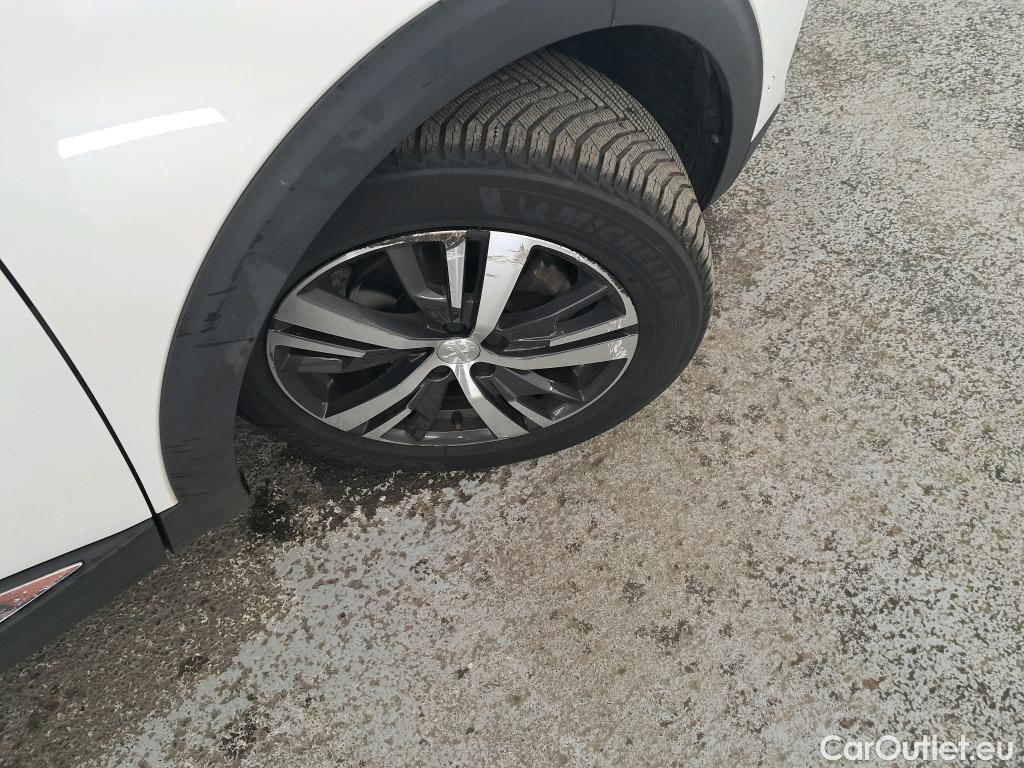  Peugeot  3008  Allure Pack 1.2 PureTech 130CV BVA8 E6d #16