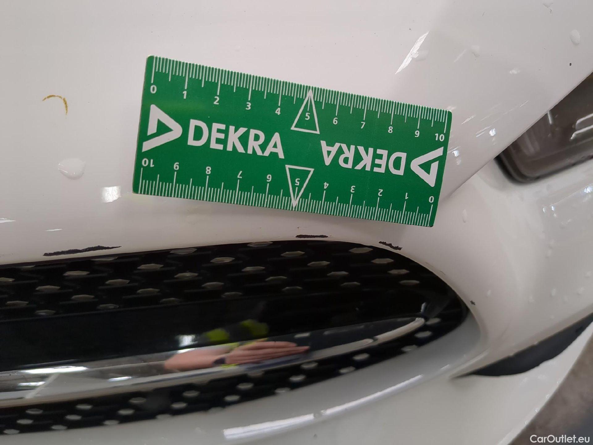  Mercedes  CLA-Klasse MERCEDES-BENZ CLA Coupe / 2019 / 4P / Coupé CLA 220 d AMG Line BA8 #24