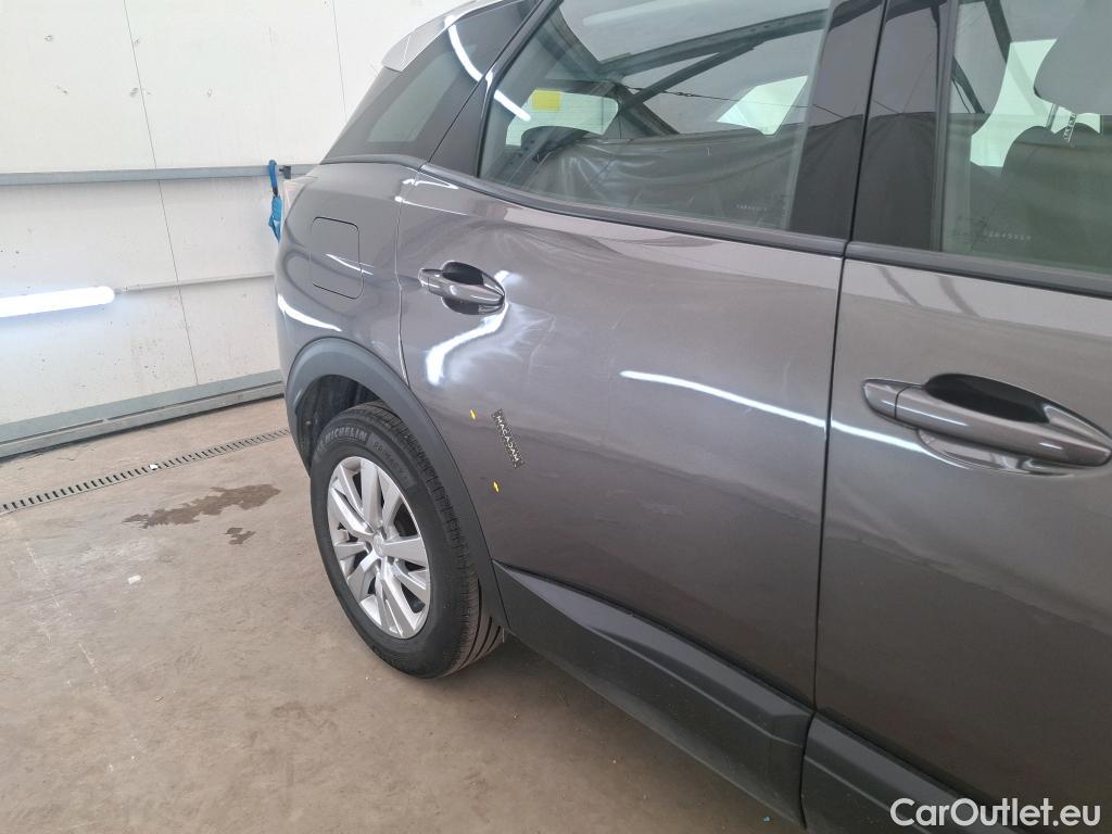  Peugeot  3008  Active Pack 1.2 PureTech 130CV BVM6 E6d #1