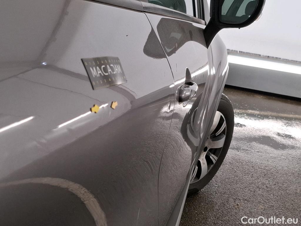  Renault  Captur  Business 0.9 TCe 90CV BVM5 E6 #13