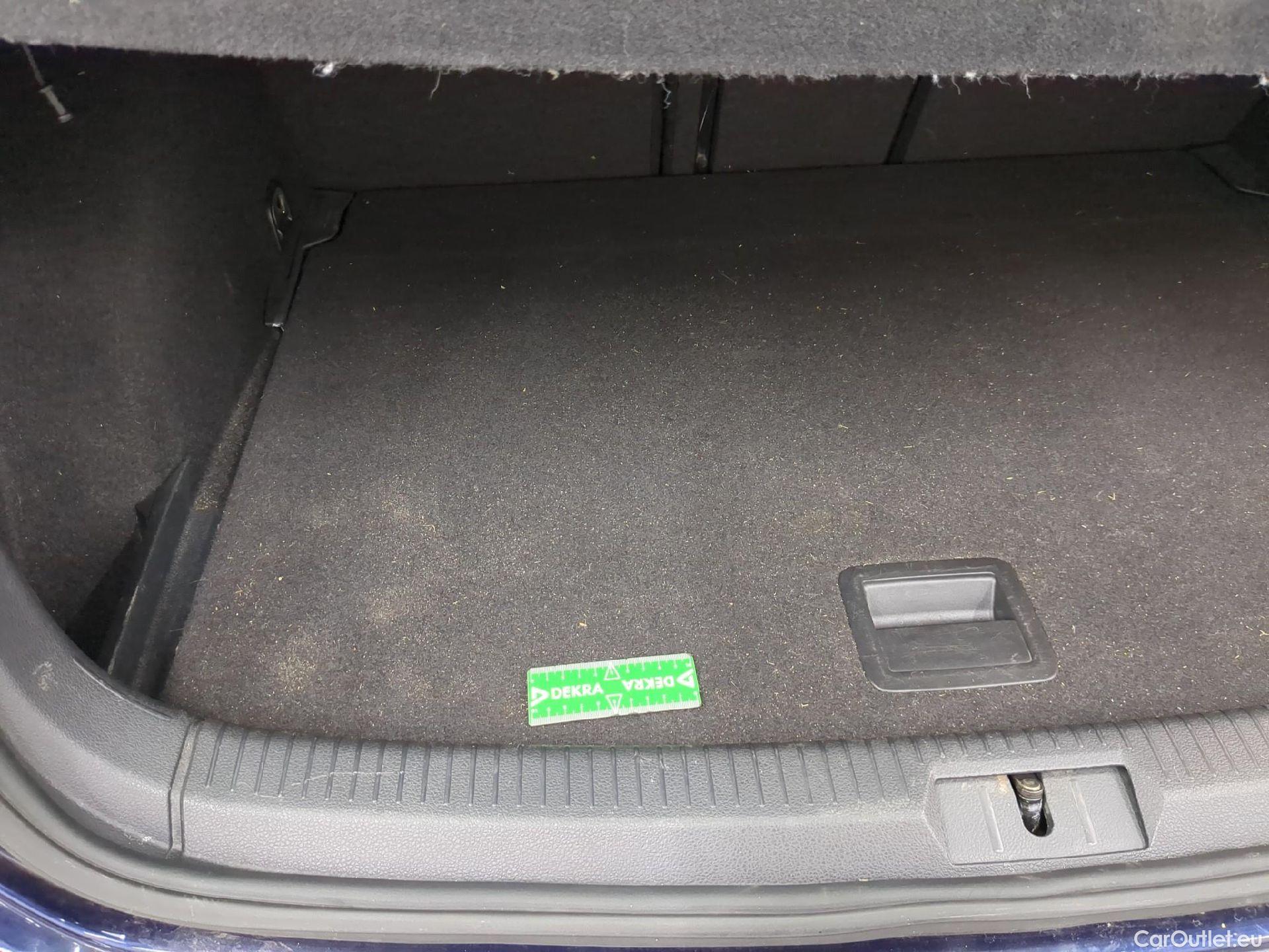  Volkswagen  Golf  VII Berline Confortline Business BMT 1.6 TDI 115CV BVA7 E6dT #6