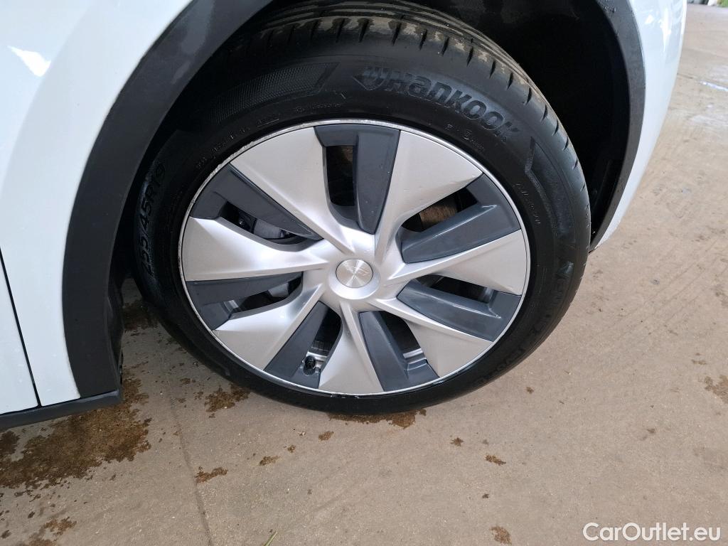  Tesla  Model Y TESLA  / 2021 / 5P / SUV RWD #17
