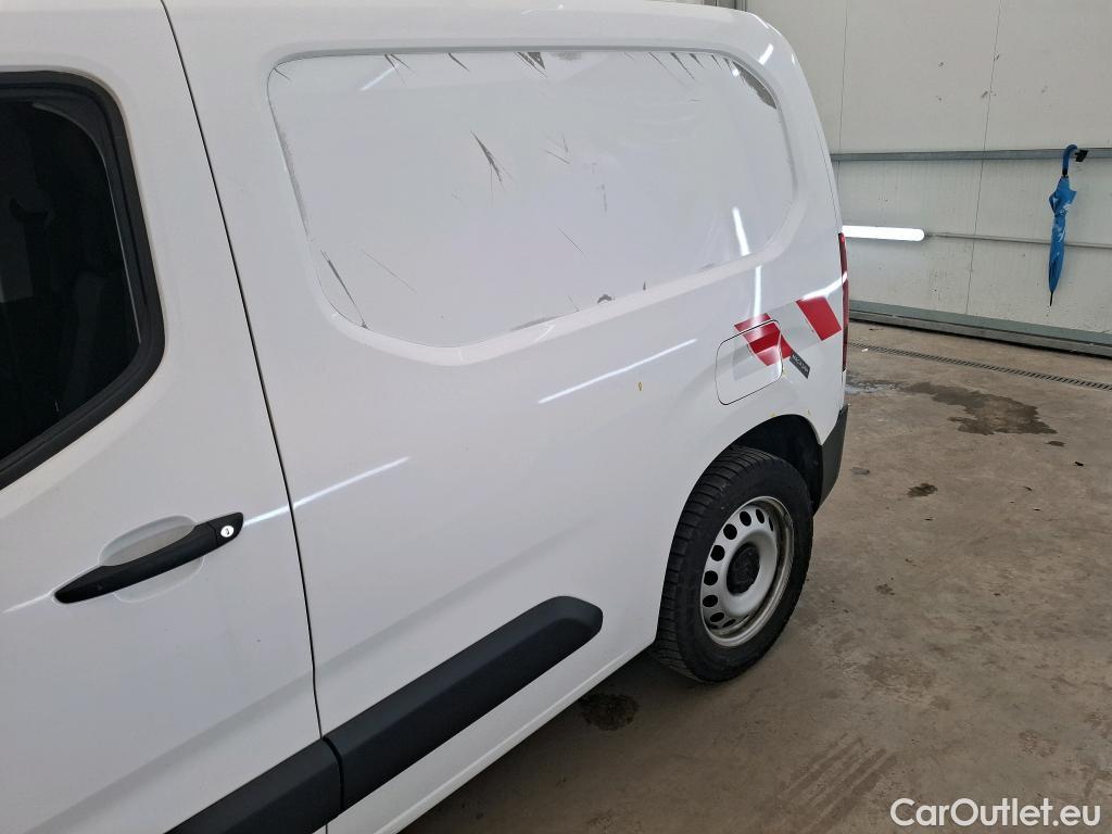  Citroen  Berlingo  Fourgon Worker M 1000 1.2 PureTech 130CV BVA8 E6d #1