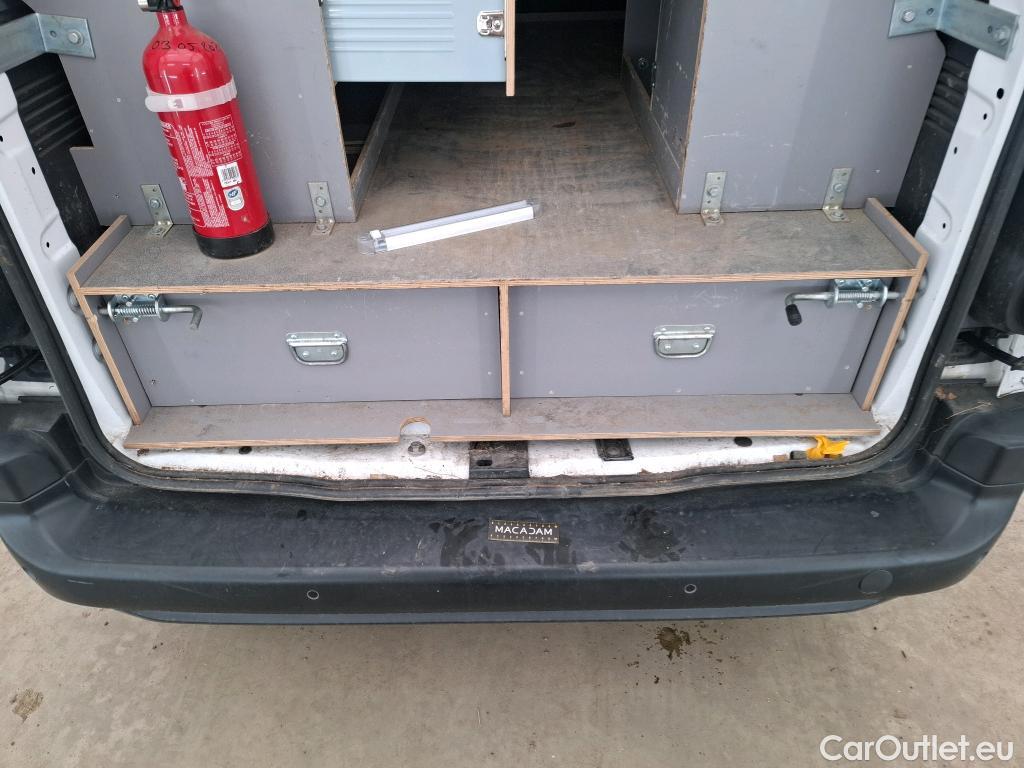  Citroen  Berlingo  Fourgon Worker M 1000 1.2 PureTech 130CV BVA8 E6d #16