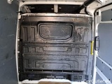  Volkswagen  Crafter VOLKSWAGEN  / 2017 / 4P / FURGONE 35 L4H3 2.0 BITDI 130KW BUSINESS #124