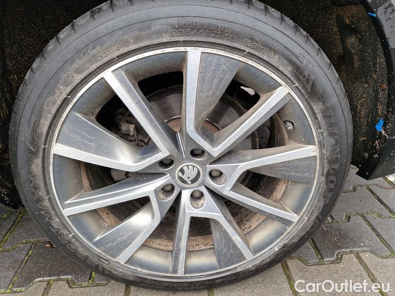  Skoda  Superb  Combi (3V5)(2015) Sup.C.FL2.0TDI 140 Sco.4x4 AT #8