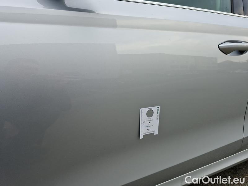  Skoda  Octavia  Lim. (NX3)(2020) Oct.2.0TDI 110 Style 4WD AT #2