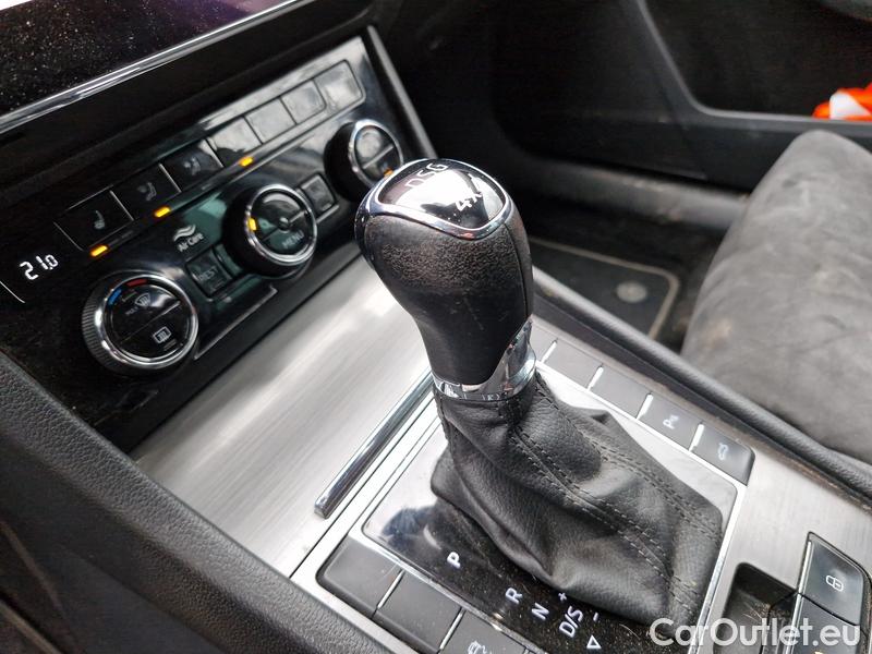  Skoda  Superb  Combi (3V5)(2015) Sup.C.FL2.0TDI 140 Sco.4x4 AT #14