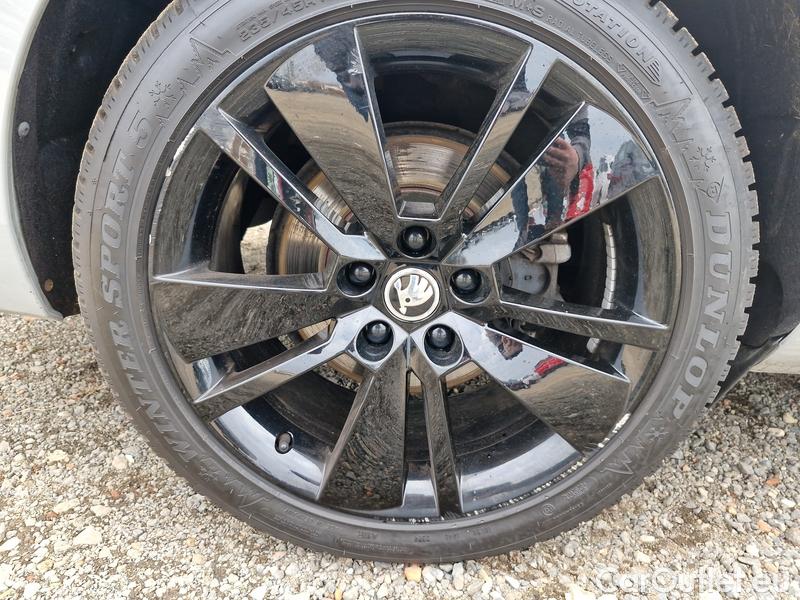 Skoda  Superb  Combi (3V5)(2015) Sup.C.FL2.0TDI 110 Sportline #14