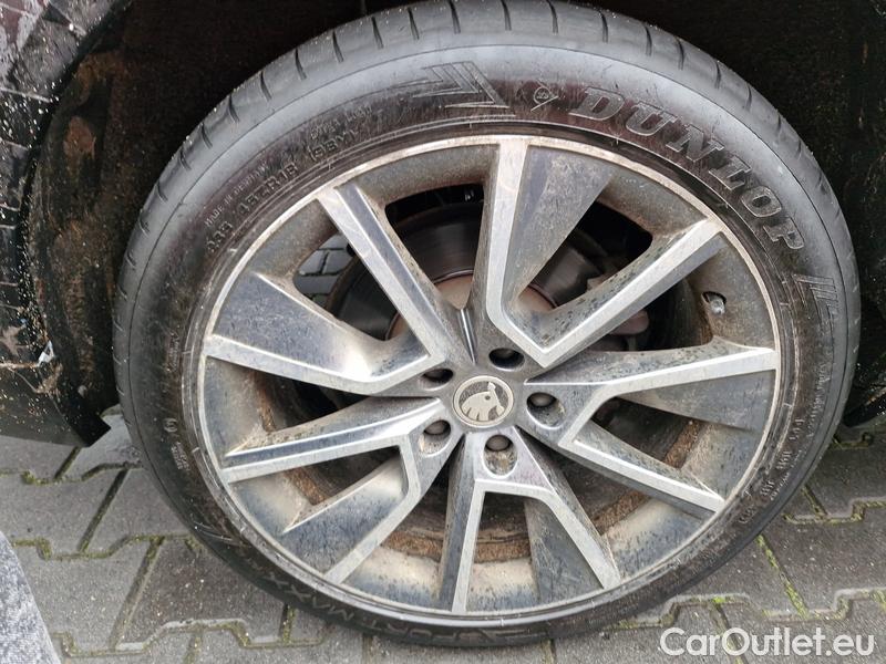  Skoda  Superb  Combi (3V5)(2015) Sup.C.FL2.0TDI 140 Sco.4x4 AT #22