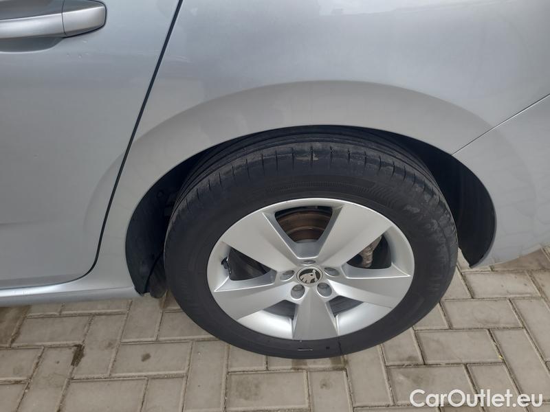  Skoda  Scala  (NW) (2019)  1.0 TSI 81 Style #16