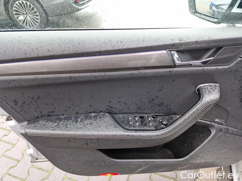  Skoda  Superb  Combi (3V5)(2015) Sup.C.FL2.0TDI 140 Sco.4x4 AT #27