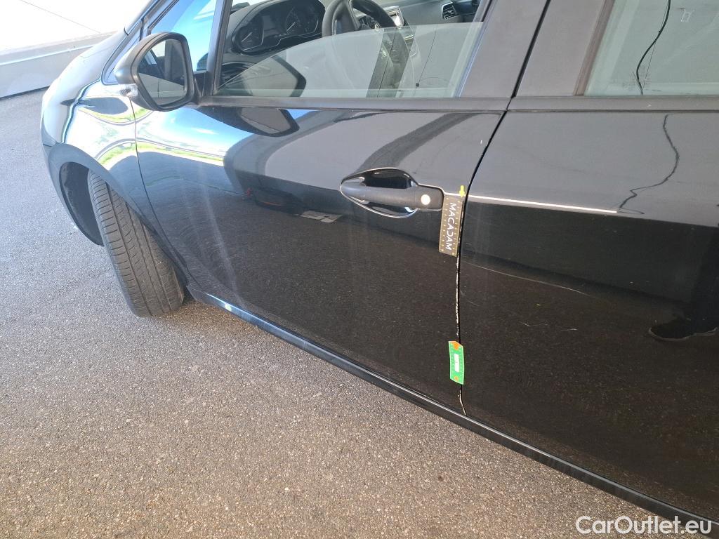  Peugeot  208  Affaire Premium 1.6 HDi 75CV BVM5 E6 #5