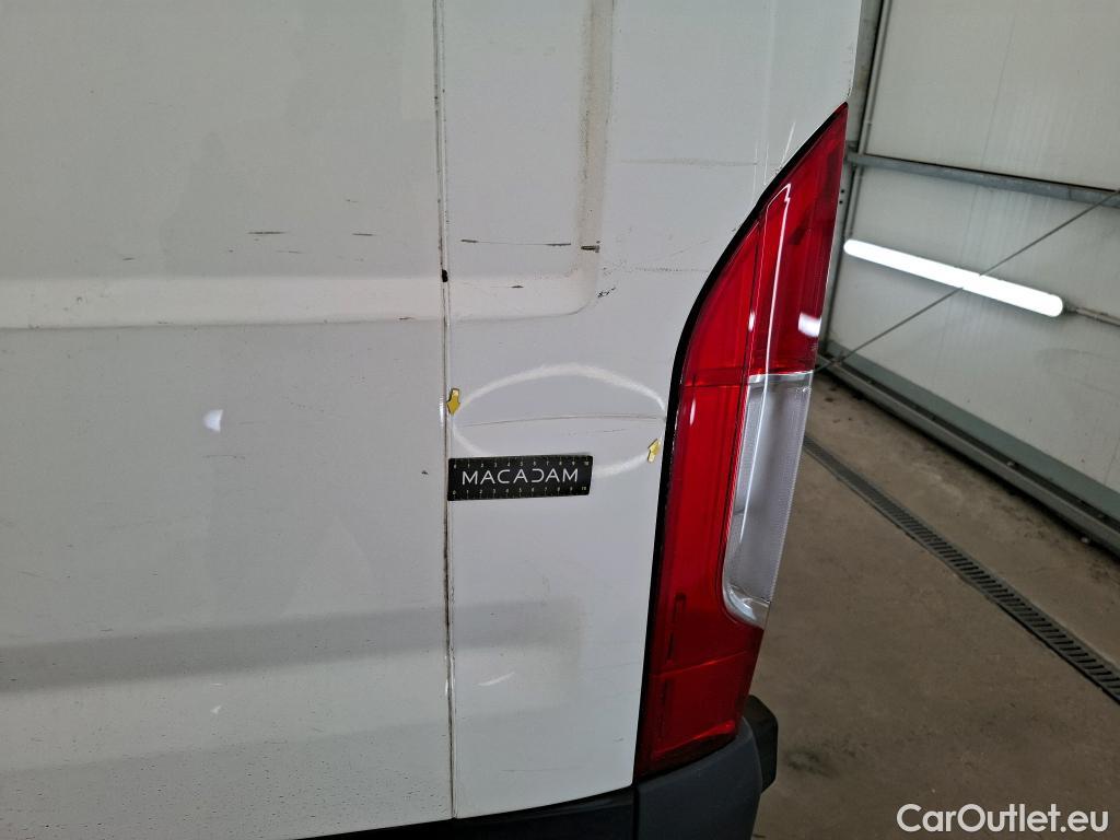  Peugeot  Boxer PEUGEOT  VU 4p Fourgon BLUEHDI 130 SandS PREMI 335 L2H2 #76