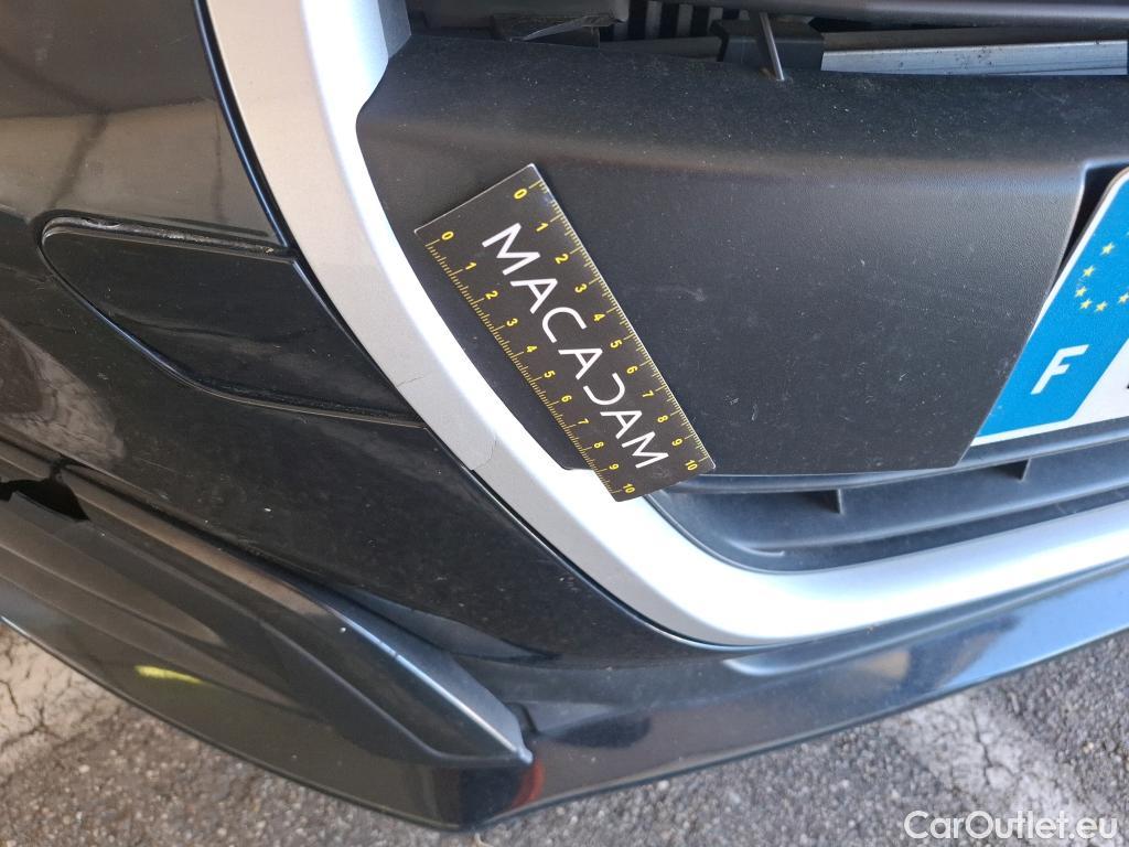  Peugeot  208  Affaire Premium 1.6 HDi 75CV BVM5 E6 #10