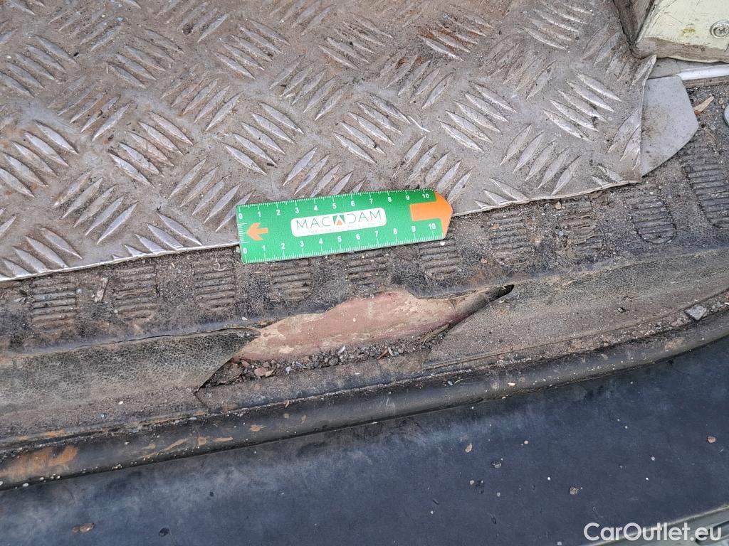  Renault  Master  III Fourgon L2H2 3 5 Grand Confort dCi 130CV BVM6 E6 #20
