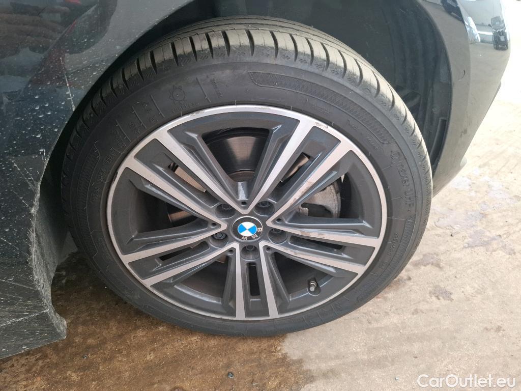  Bmw  Serie 1 BMW Série 1 / 2019 / 5P / Berline 116i Business Design #12