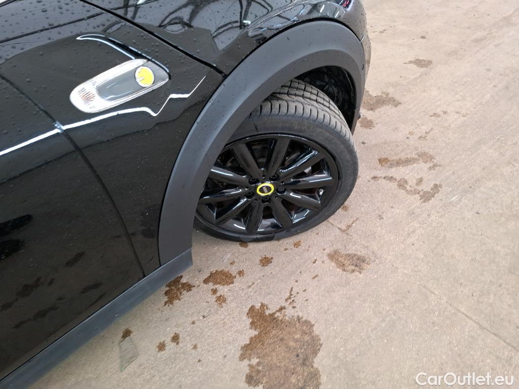  Mini  Cooper MINI Mini / 2014 / 3P / Berline  SE Finition Yours 184 ch BVA #21