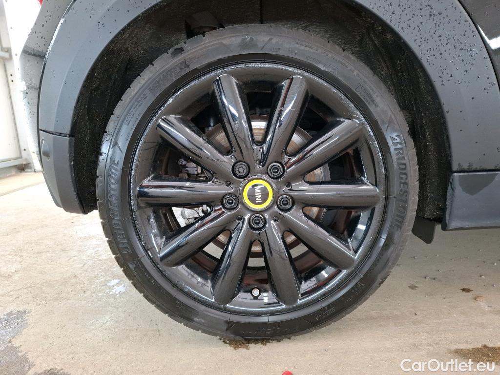 Mini  Cooper MINI Mini / 2014 / 3P / Berline  SE Finition Yours 184 ch BVA #29