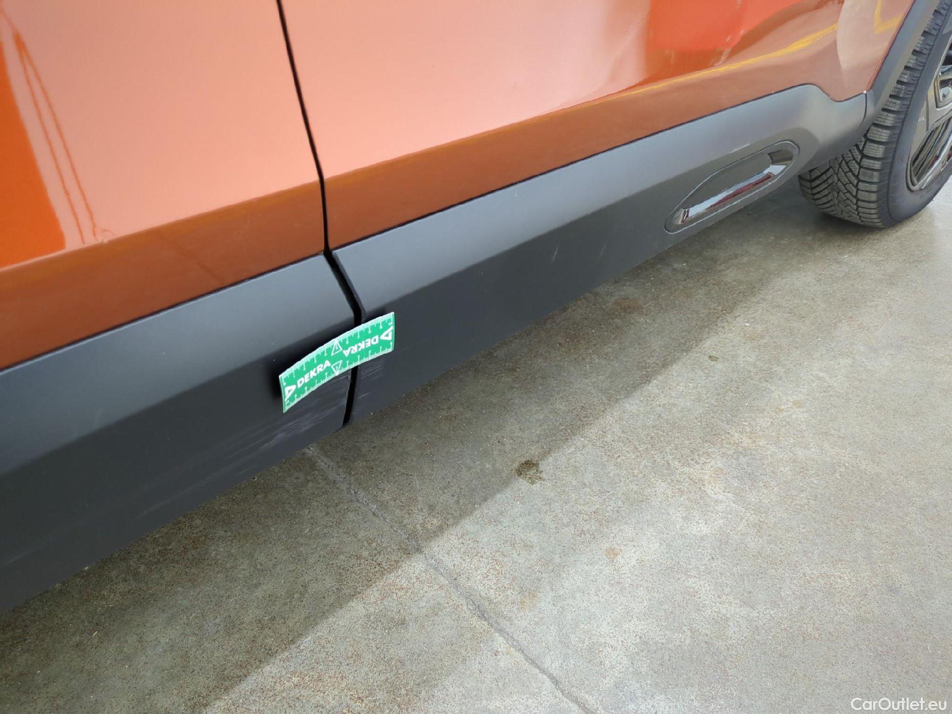  Citroen  C4  Berline Feel Pack 1.5 BlueHDI 130CV BVA8 E6d #15