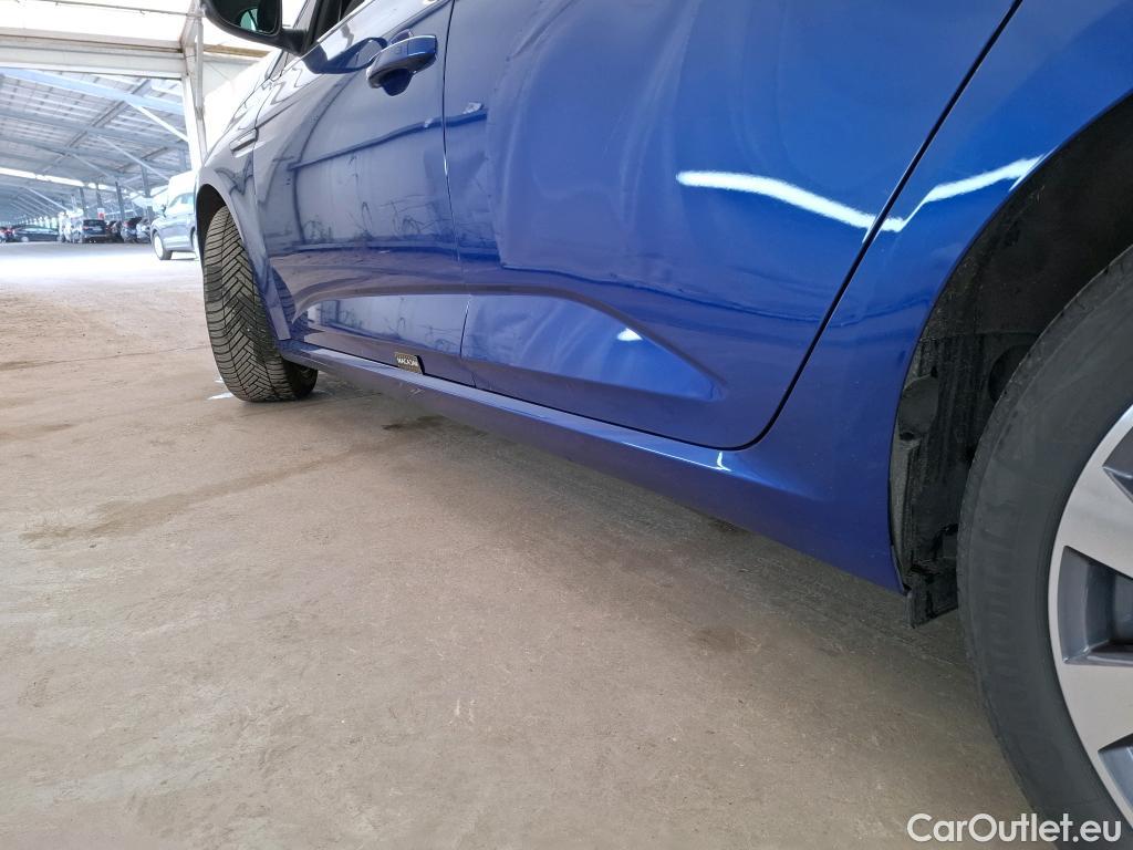  Renault  Megane  IV Berline 5 ptes. Techno 1.5 dCi 115CV BVM6 E6d #8
