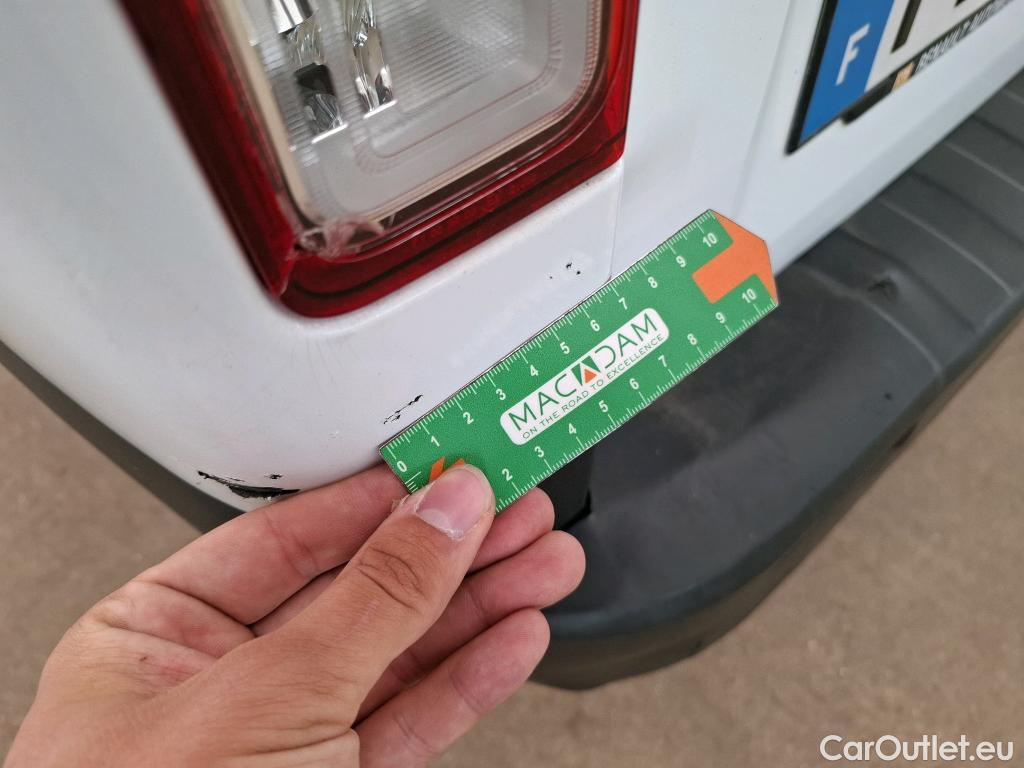  Renault  Trafic RENAULT  / 2019 / 4P / Combi Zen L1 dCi 120 S&S - 8 pl #43