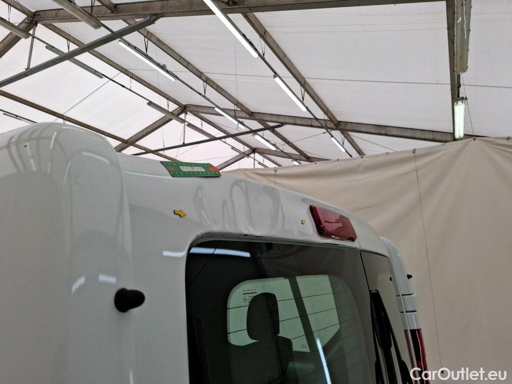  Renault  Trafic RENAULT  / 2019 / 4P / Combi Zen L1 dCi 120 S&S - 8 pl #17