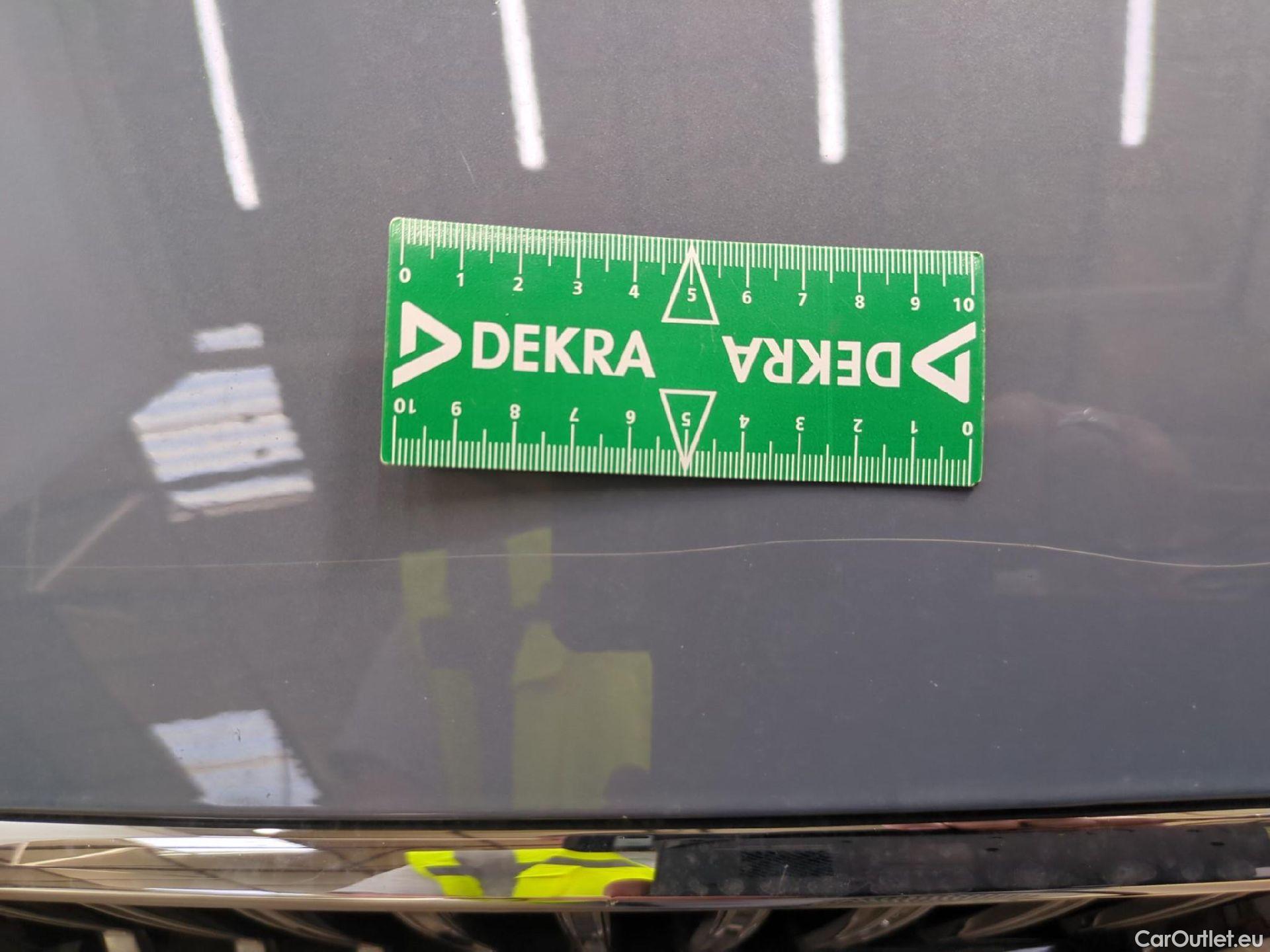  Volvo  XC60 VOLVO  / 2021 / 5P / SUV Recharge T6 350 Geartro Inscription Busi #23