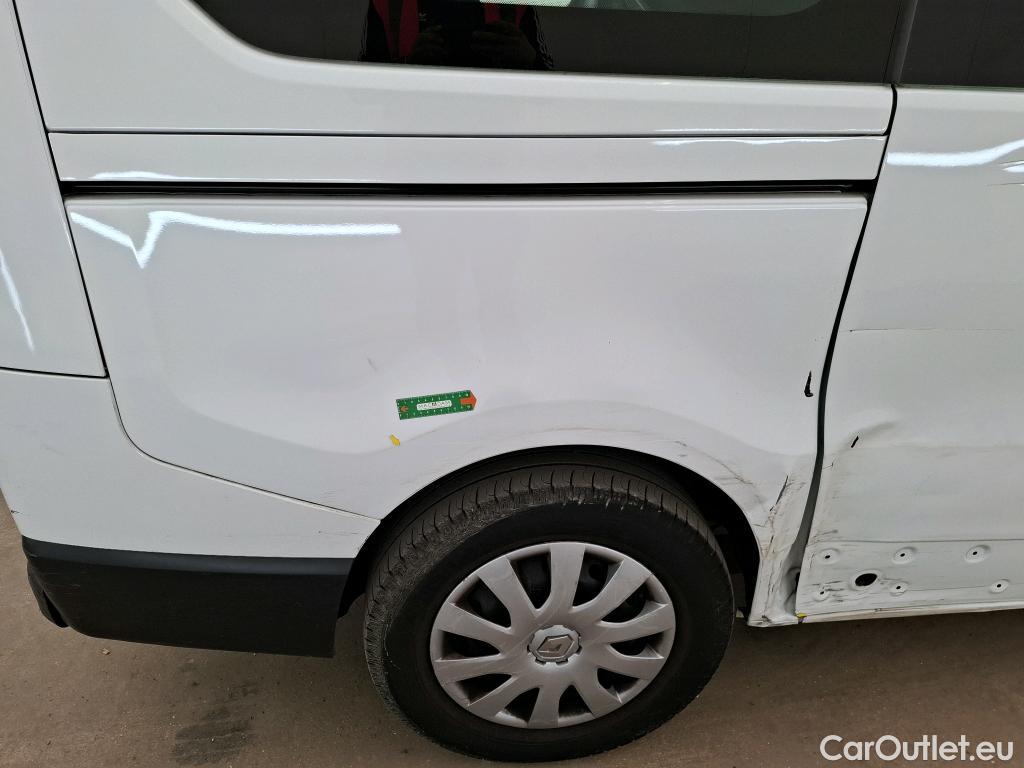  Renault  Trafic RENAULT  / 2019 / 4P / Combi Zen L1 dCi 120 S&S - 8 pl #3