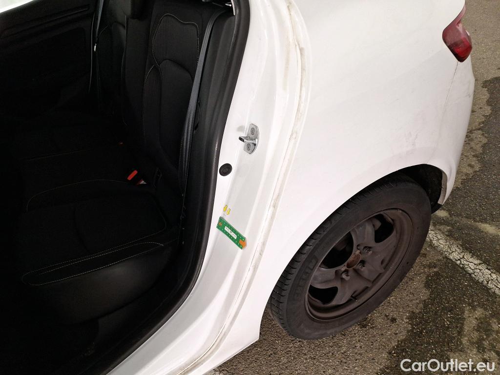  Renault  Megane  IV Berline 5pt. Business 1.5 dCi 115CV BVA7 E6dT #105