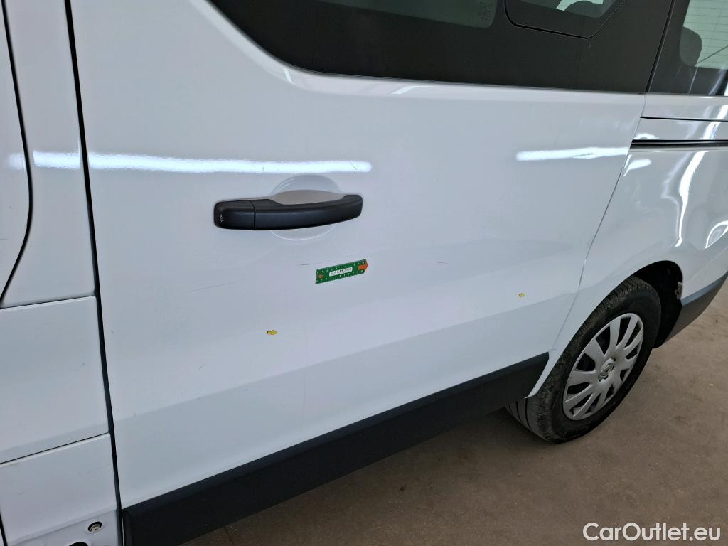  Renault  Trafic RENAULT  / 2019 / 4P / Combi Zen L1 dCi 120 S&S - 8 pl #39