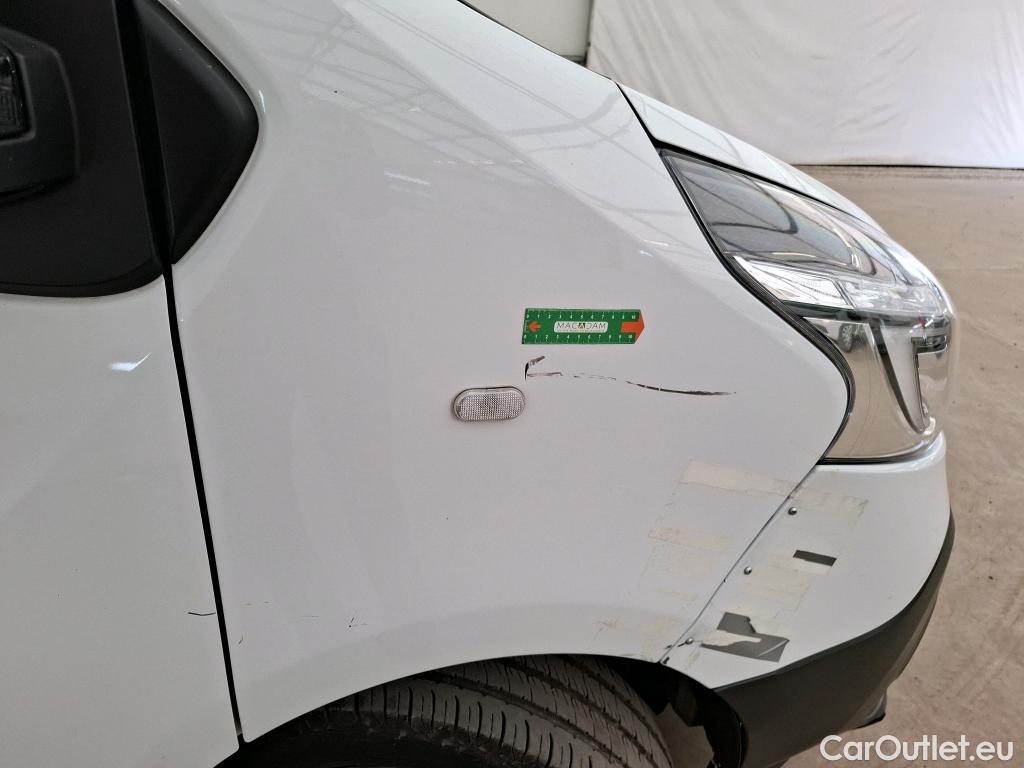  Renault  Trafic RENAULT  / 2019 / 4P / Combi Zen L1 dCi 120 S&S - 8 pl #82
