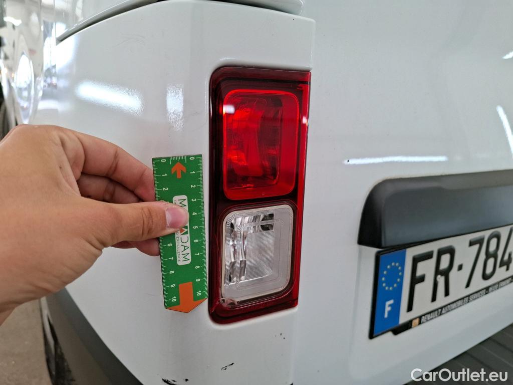  Renault  Trafic RENAULT  / 2019 / 4P / Combi Zen L1 dCi 120 S&S - 8 pl #53