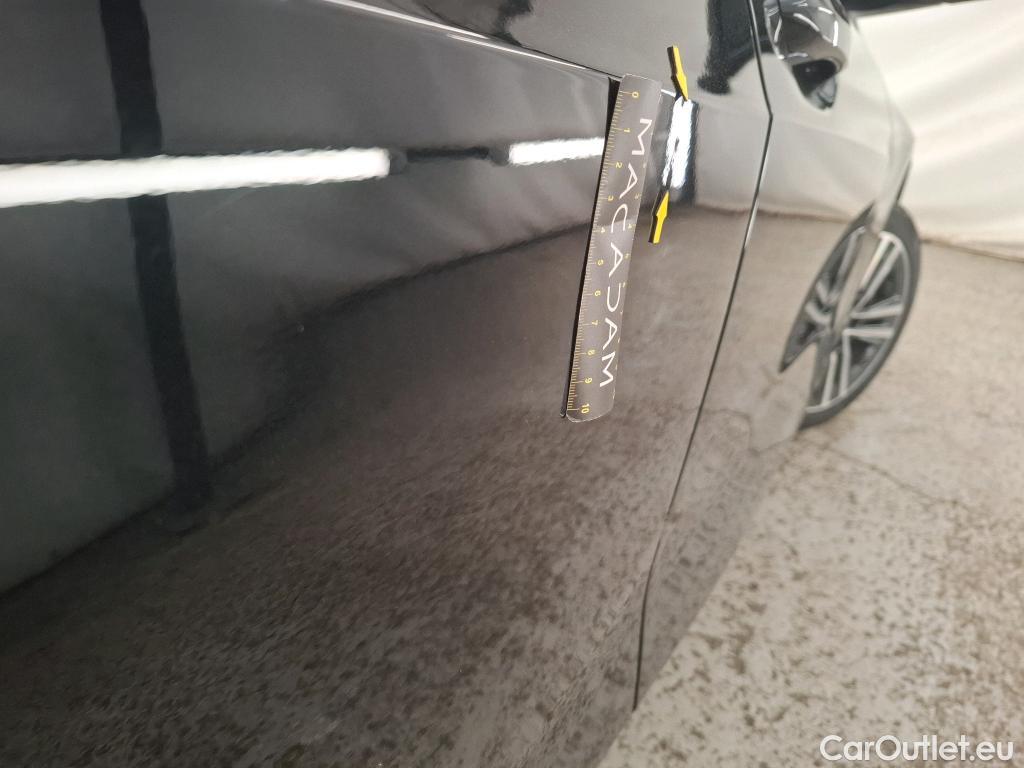  Bmw  Serie 1 BMW Série 1 / 2019 / 5P / Berline 116i Business Design #2
